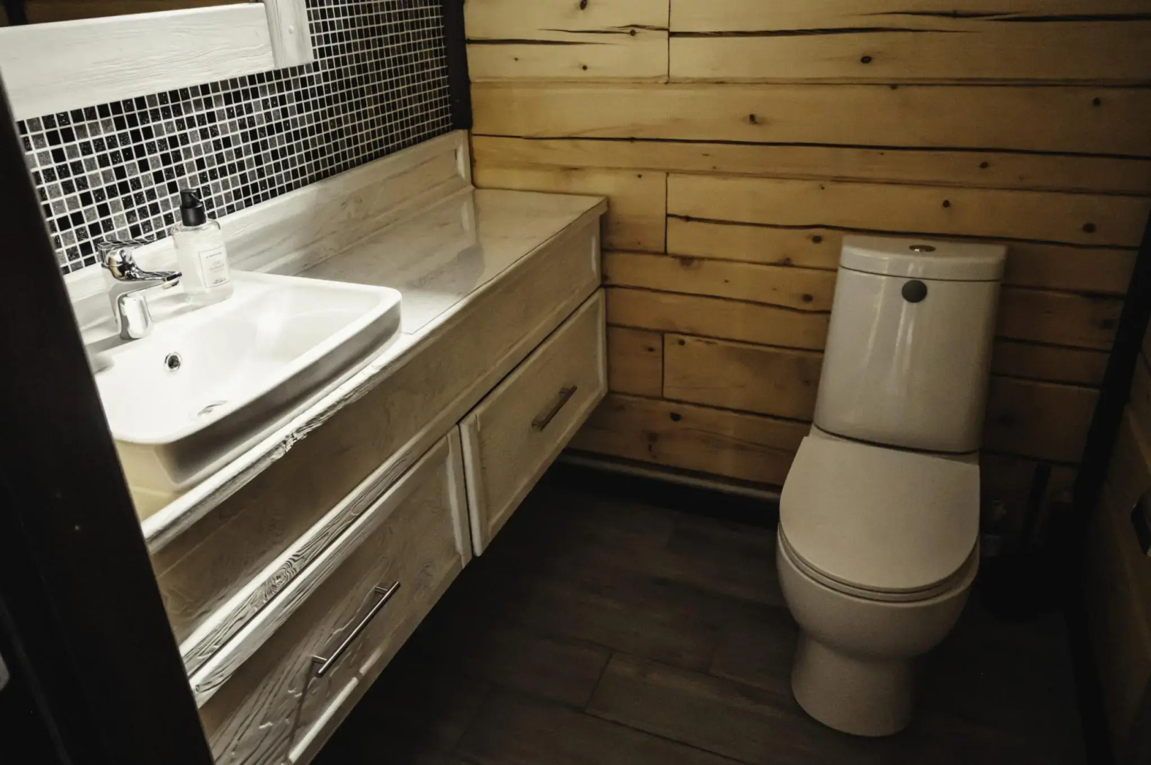 Отель Шепоты