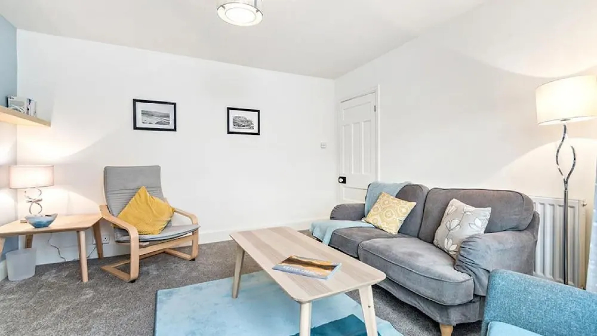Gwylan Apartment in Penrhyn Bay, Modern and Beautifully Presented