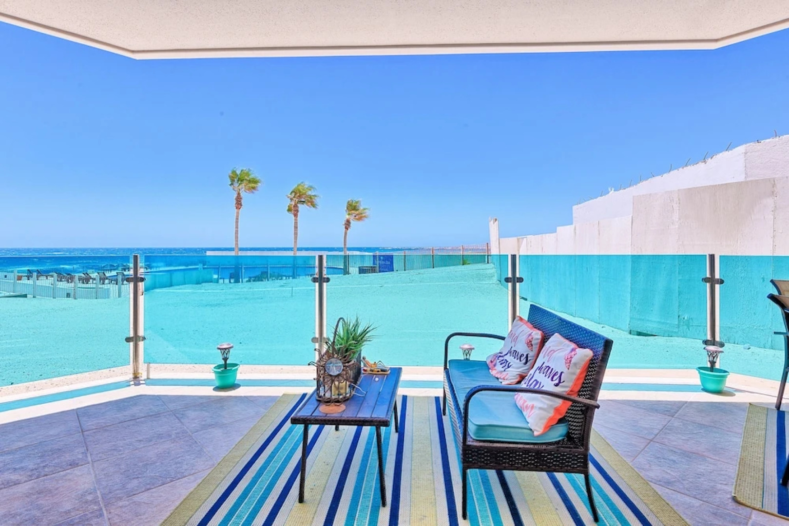 Esmeralda Beach Resort