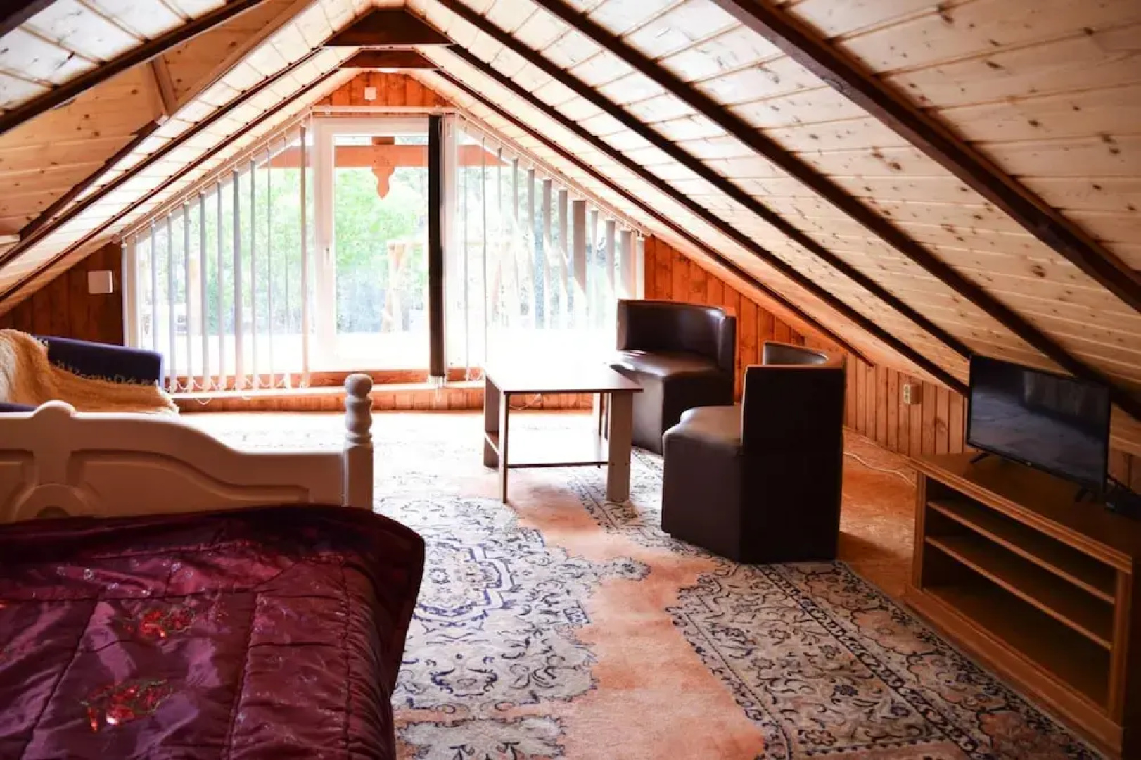 Cozy Holiday Home, Junoszyno