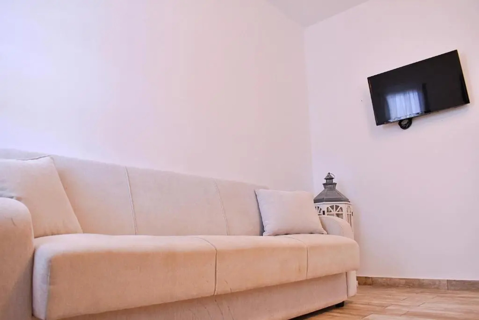 Tzamaros Studios Kythnos