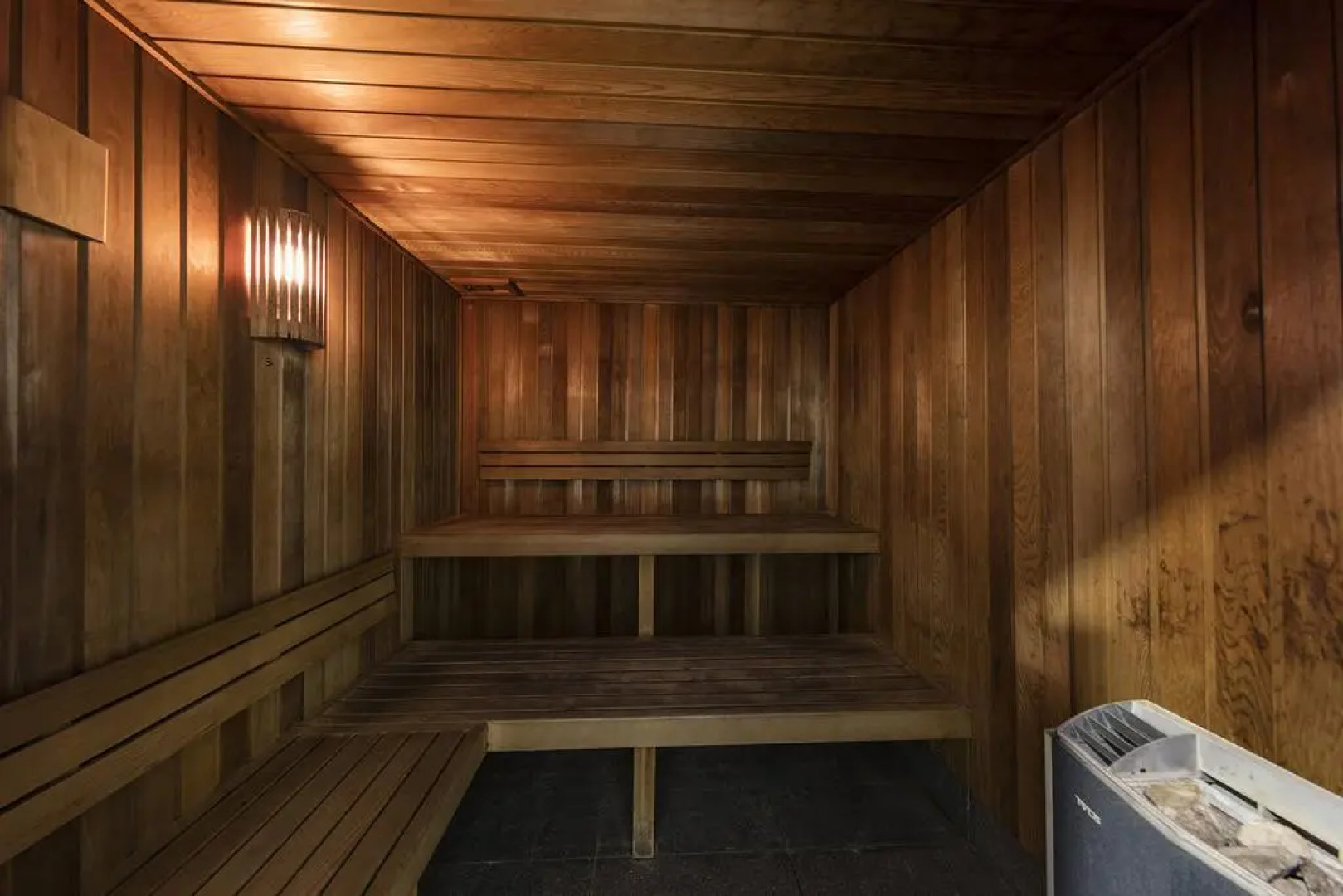 Meriton Suites Southport, Gold Coast