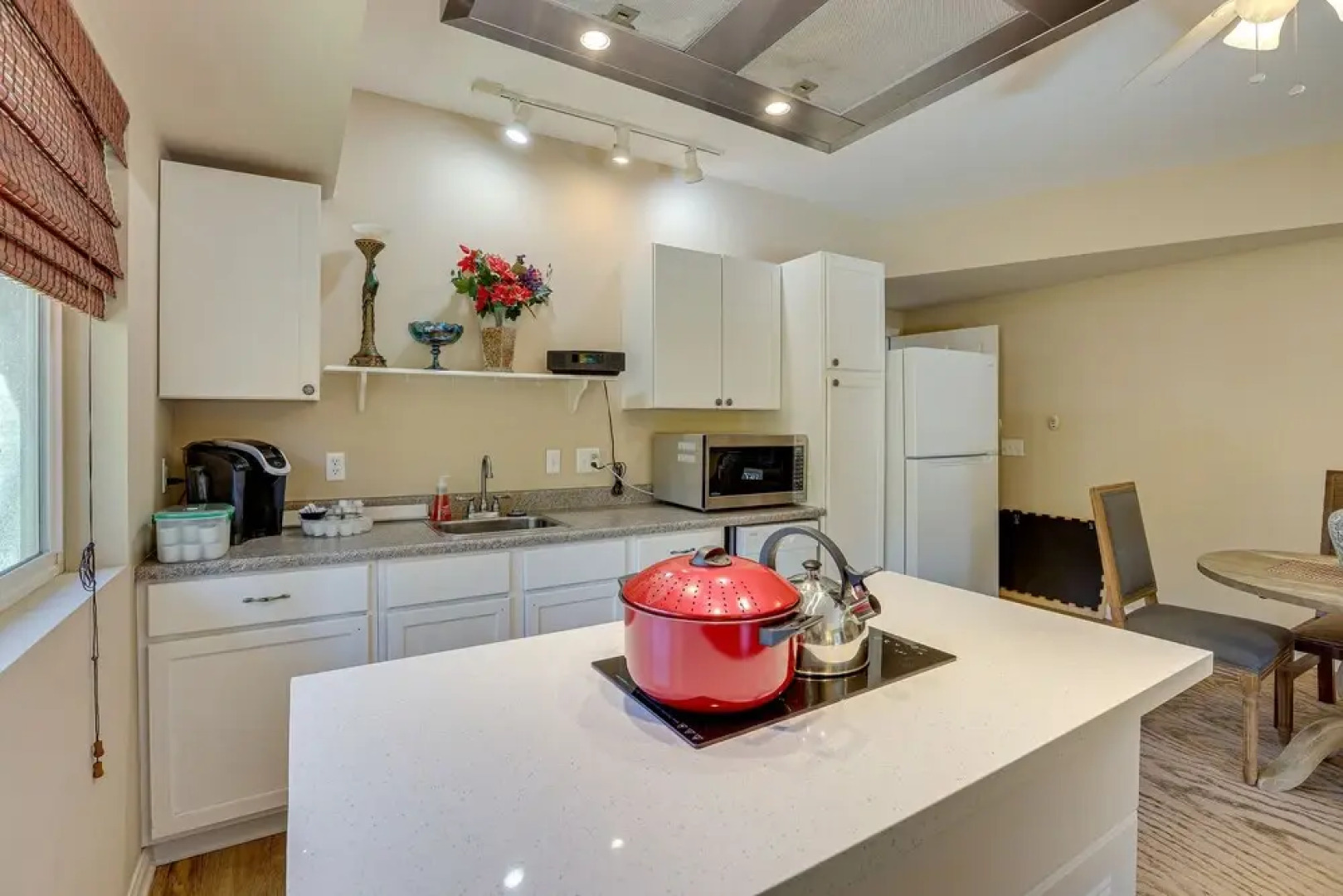 Quaint Abode ~ 6 Mi to Snow Valley Mountain Resort