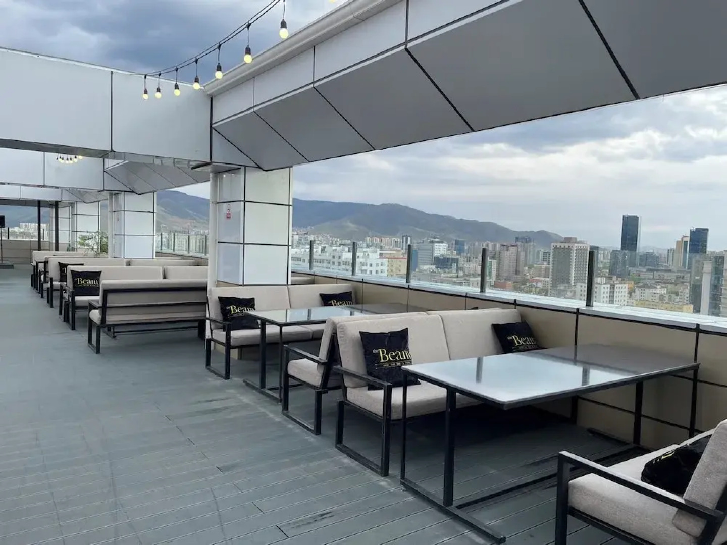 Millennium Plaza Hotel