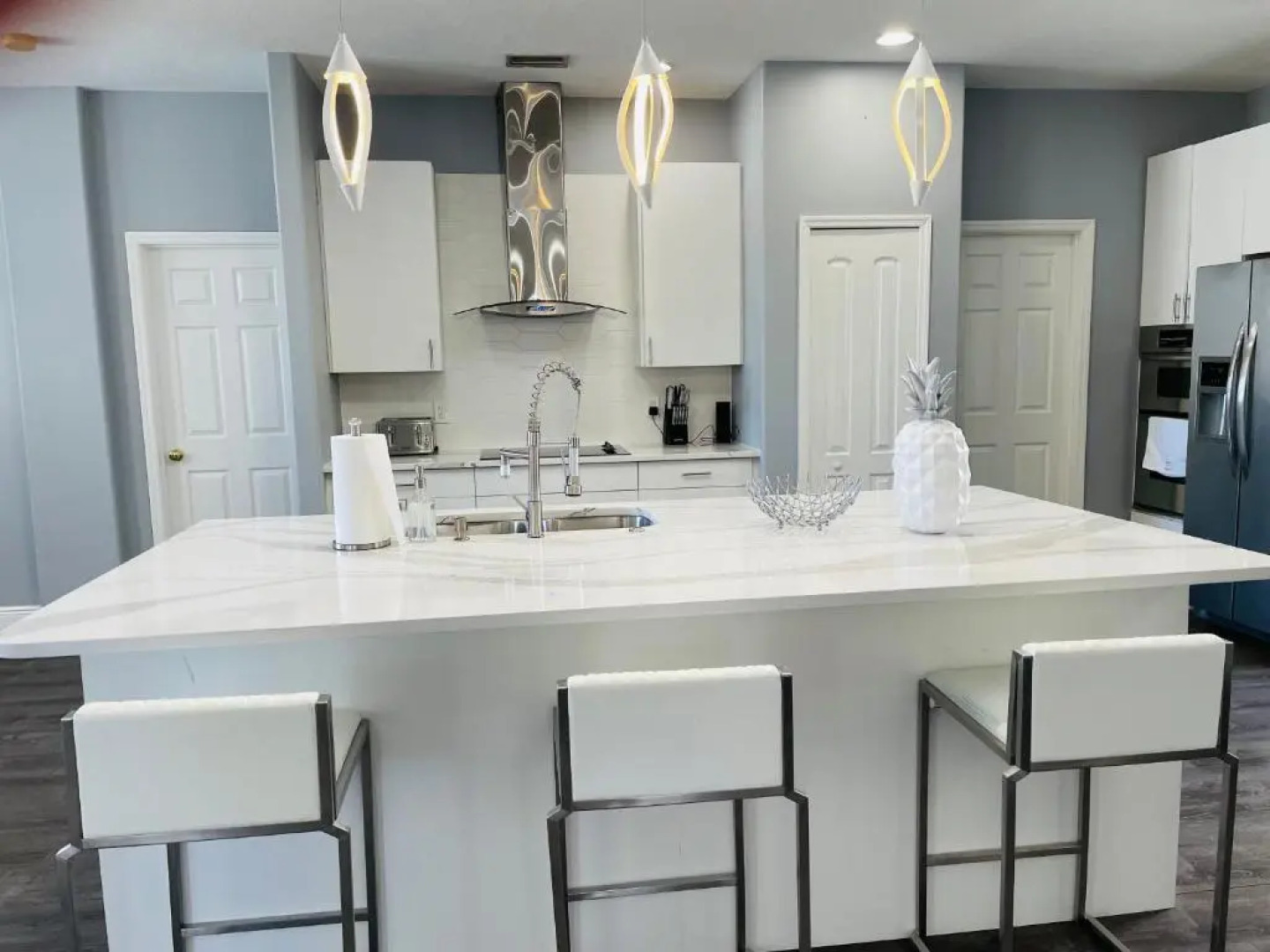 Paradise Pool Home Near IMG and Siesta Key Beach