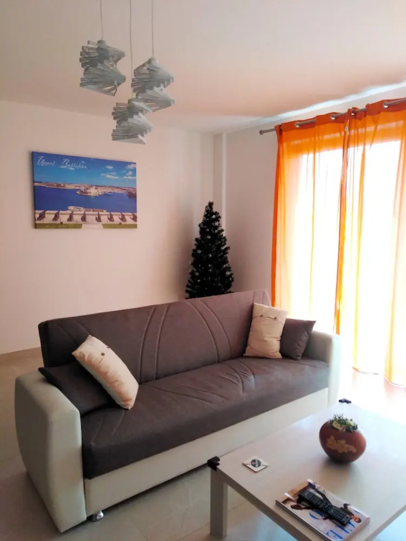 Apartment with 2 Bedrooms in Għajnsielem, with Wonderful Sea View, Furnished Terrace And Wifi