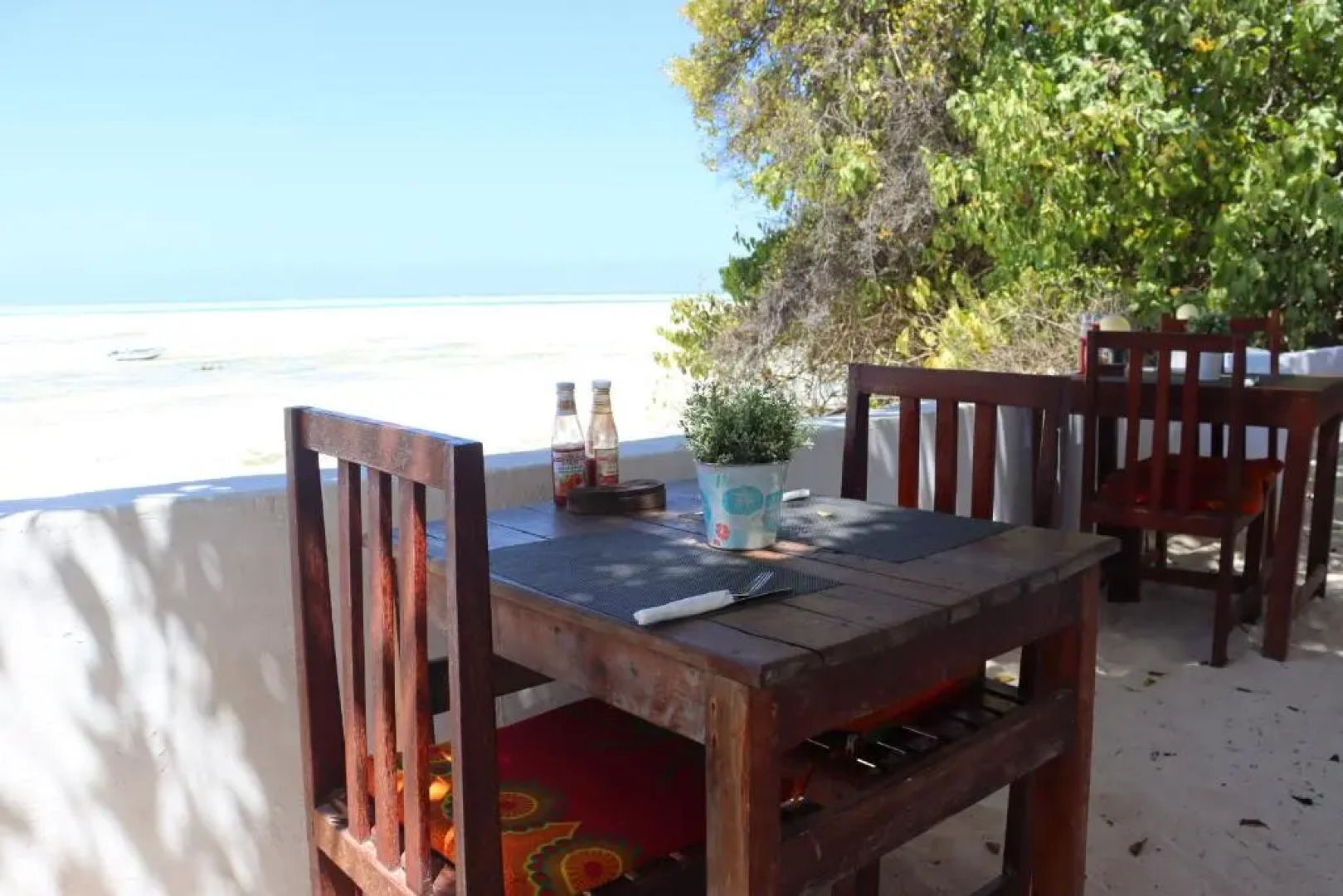Red Monkey Beach Lodge