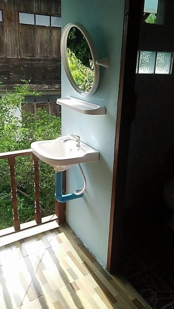 Three Moons Homestay