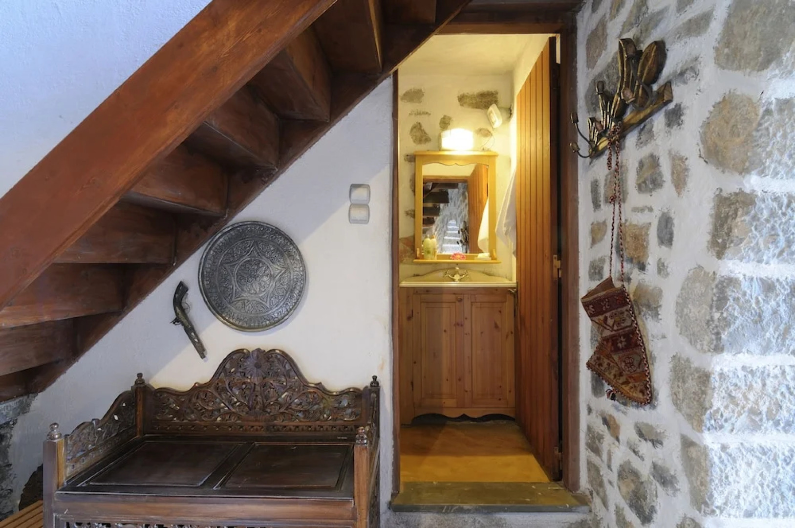 Elounda Traditional Art Suites