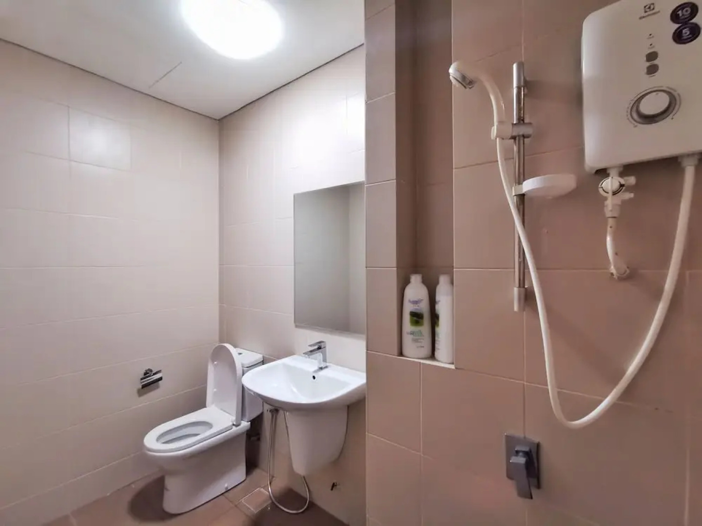 Eminent Suite @ i-Soho, i-City