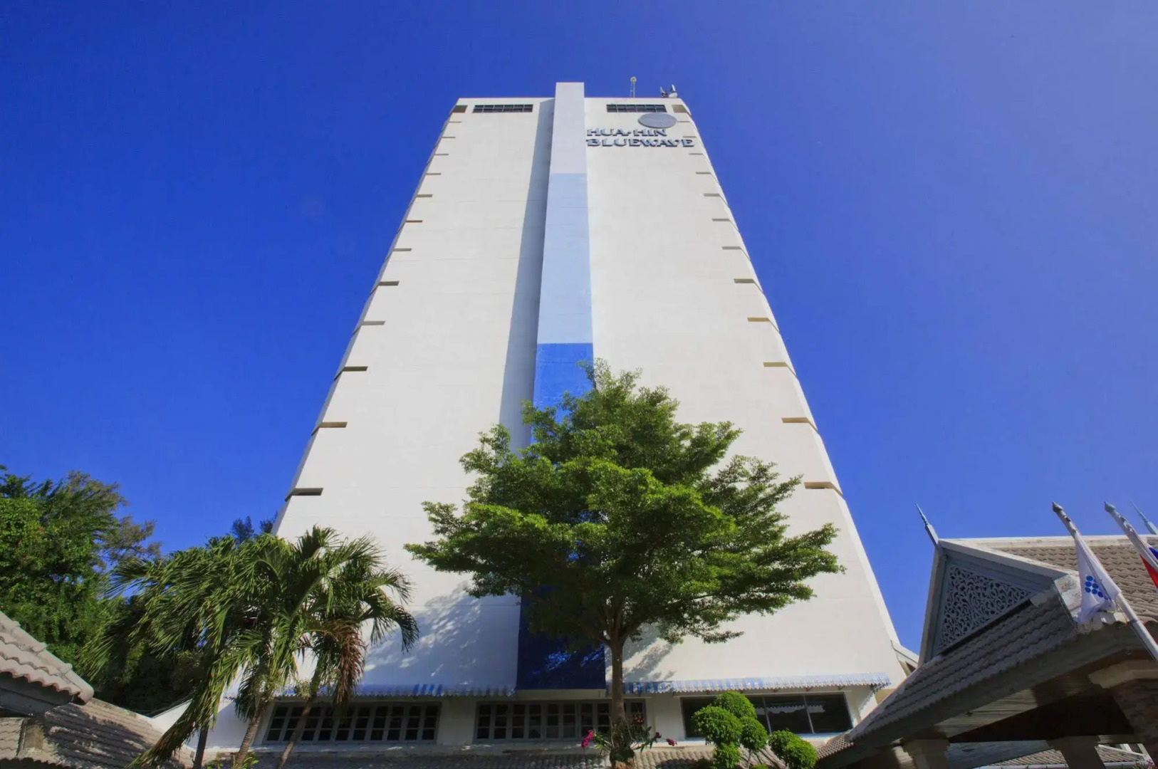 Blue Wave Beach Resort