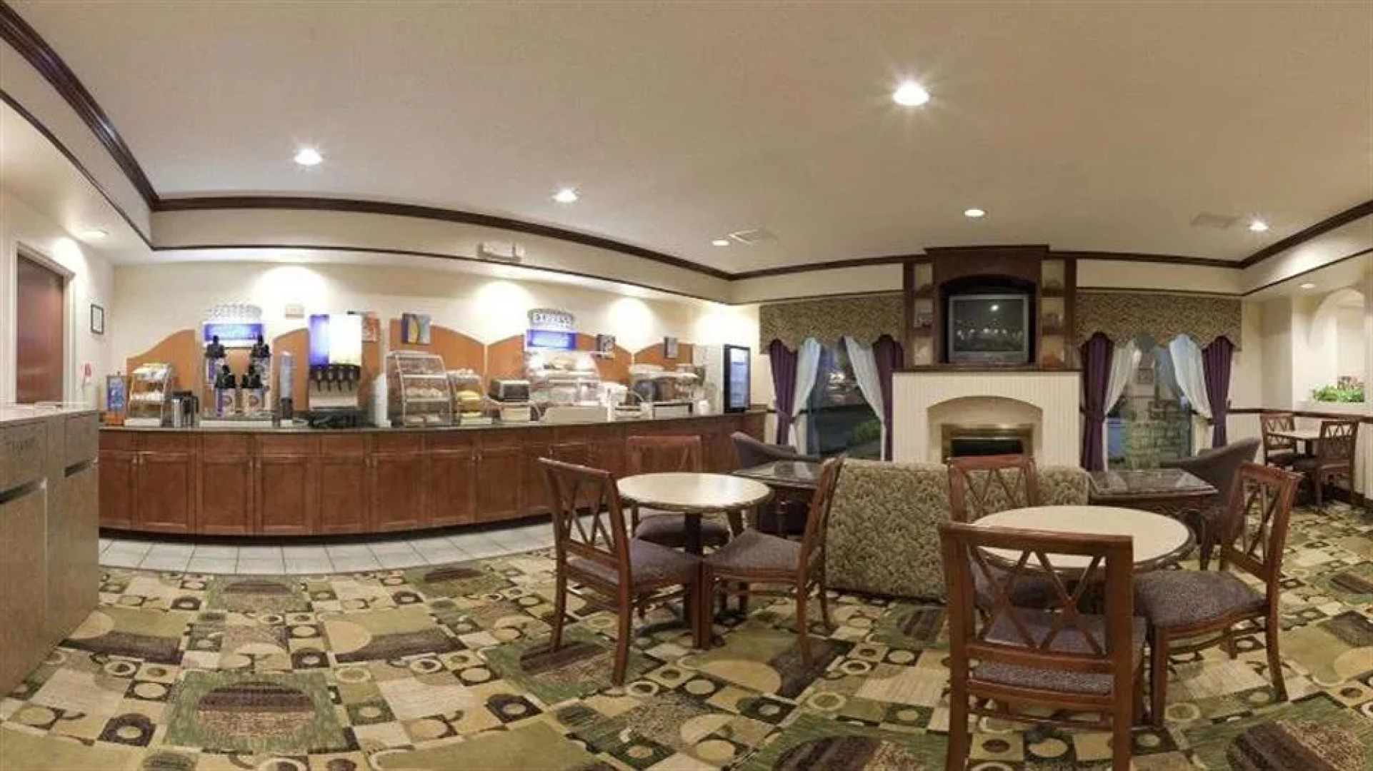 Holiday Inn Express Hotel & Suites CIRCLEVILLE