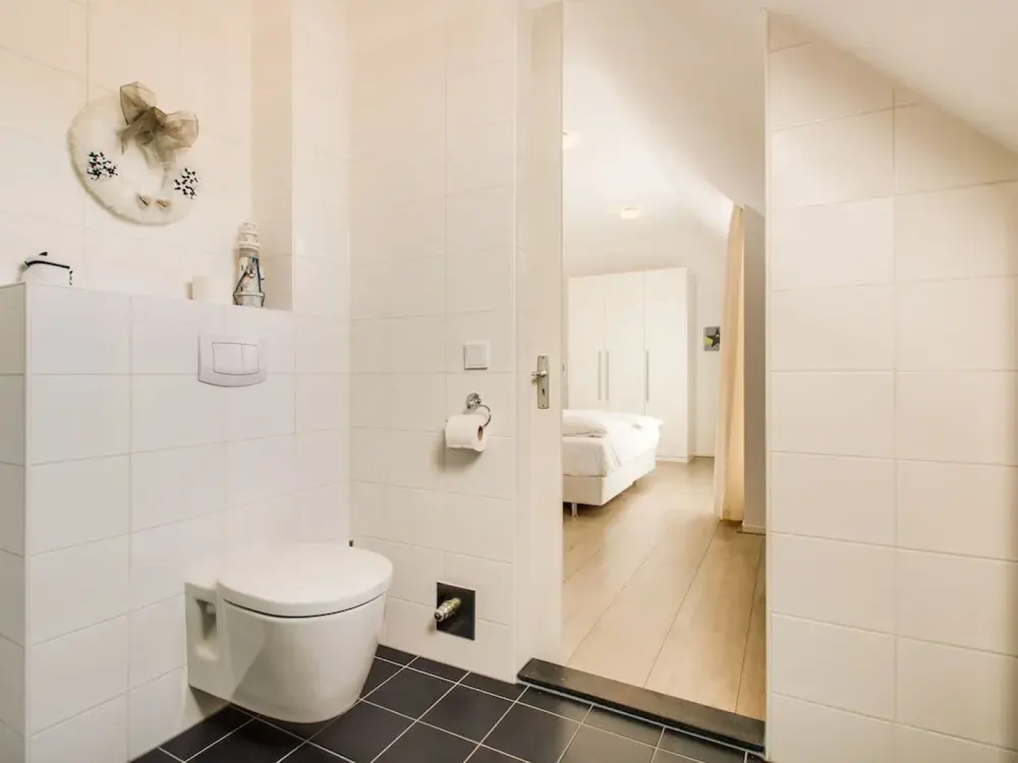 Luxury villa for 8 people with spacious garden and near Harderwijk