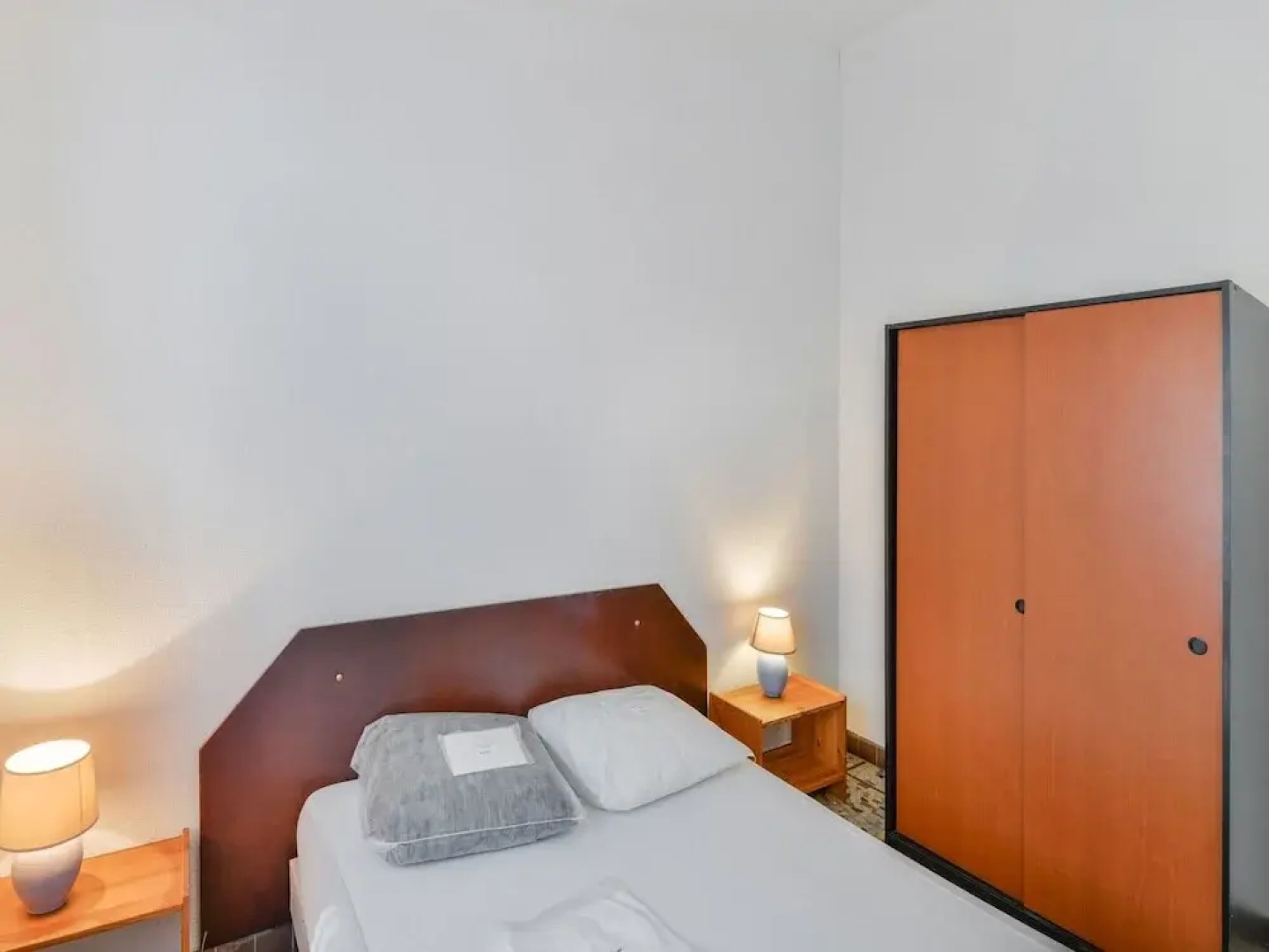 Gite in Holiday Park With Swimming Pool