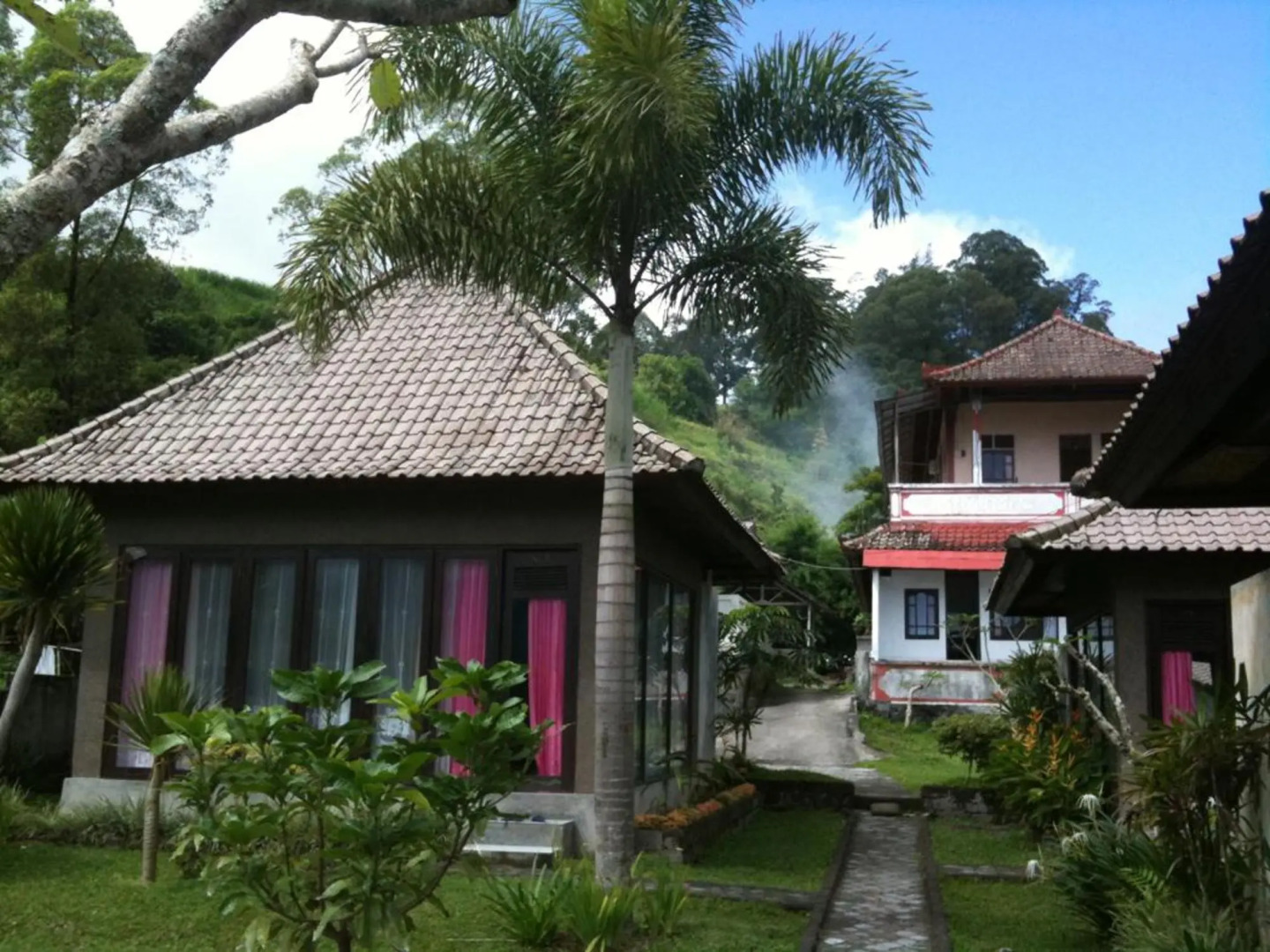 Astradana Hotel & Restaurant