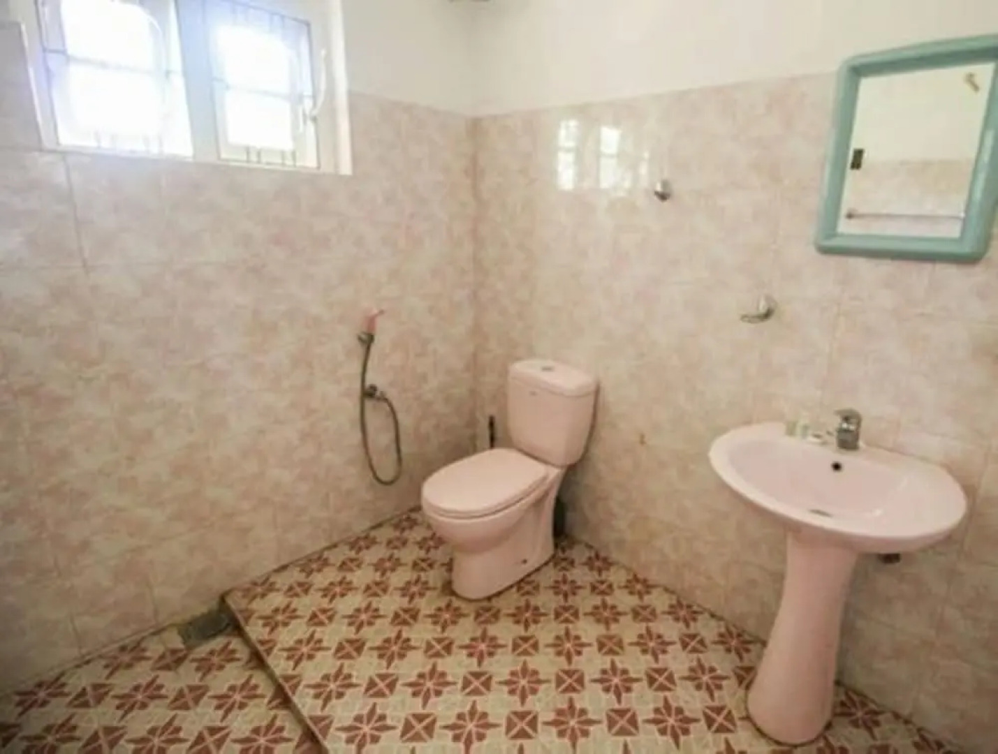 Yoho Lute Inn Kahathuduwa