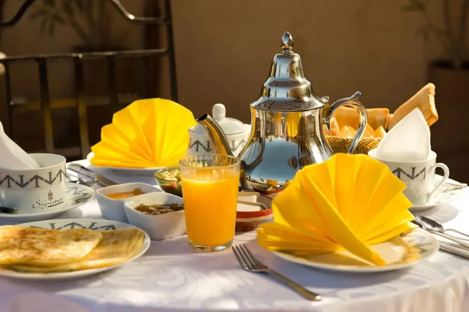 Riad Signature