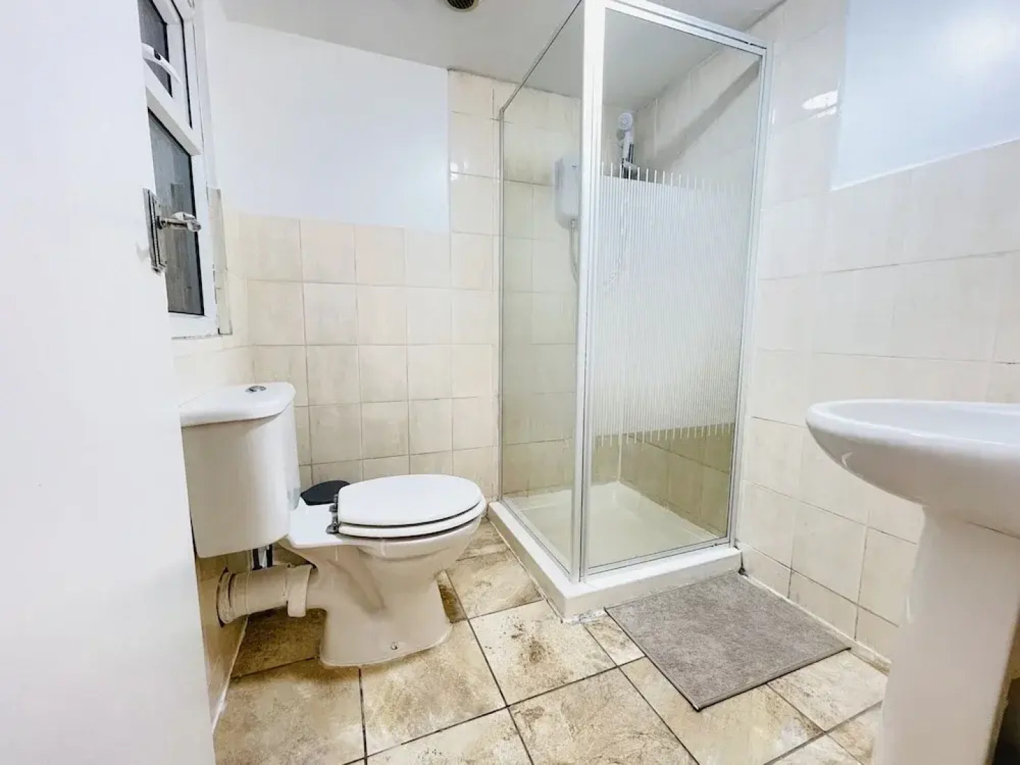 Leytonstone House - Sleepylodge