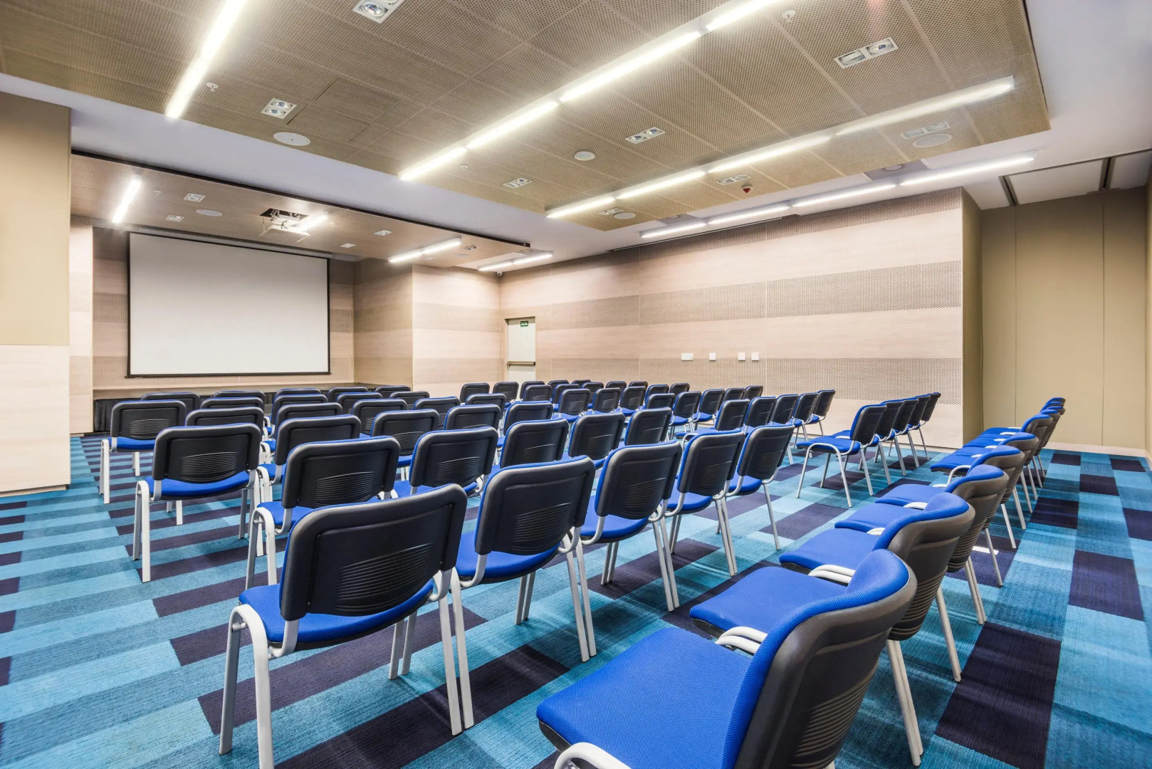 Cosmos Pacifico Hotel