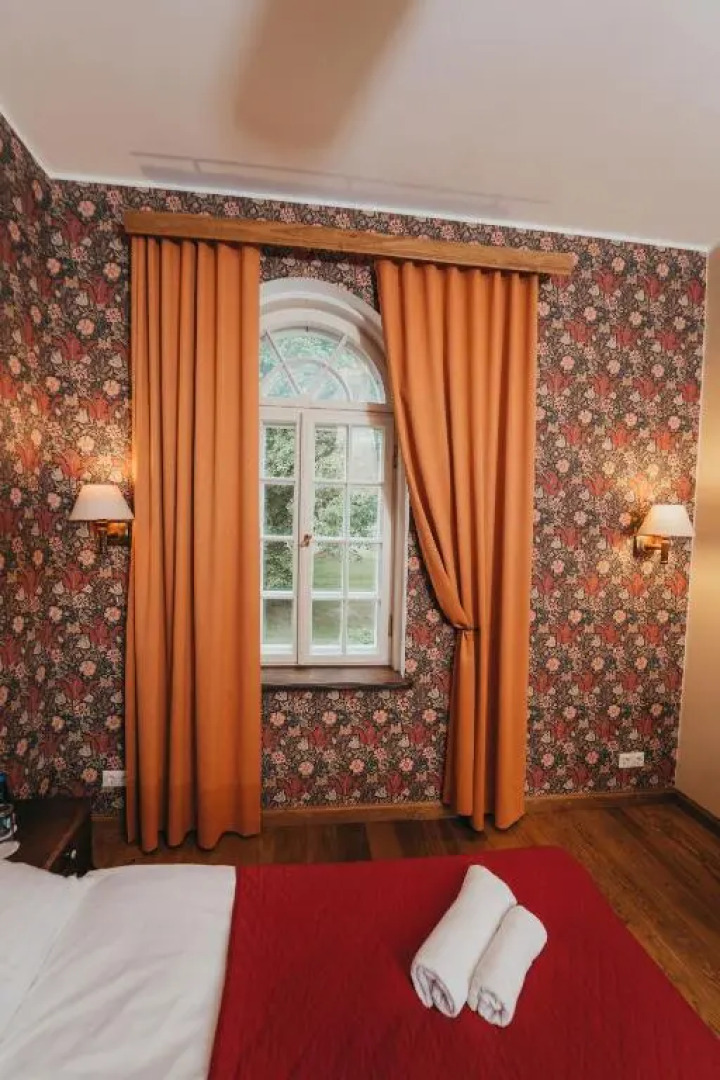 Mooste Viinavabriku Hotell & Restoran