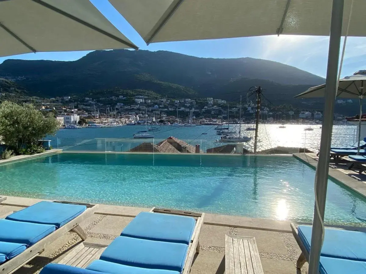 Perantzada Art Hotel