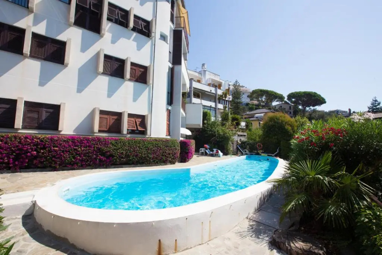 NAUTILUS VISTA MARE MOZZAFIATO a 180 GRADI- POSTO AUTO PRIVATO - 2 CAMERE MATRIMONIALI più 1 DIVANO LETTO SINGOLO-SKY,NETFLIX