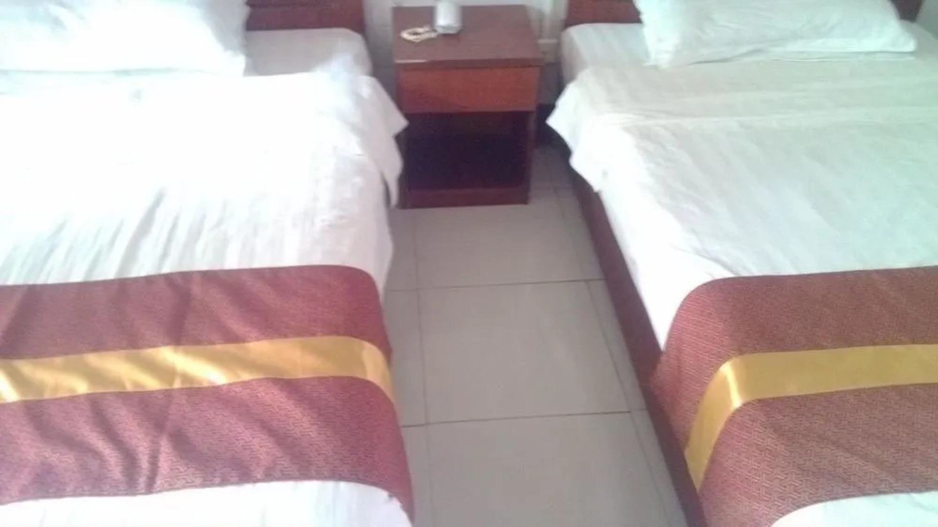 Wuzhishan Baolong Hotel