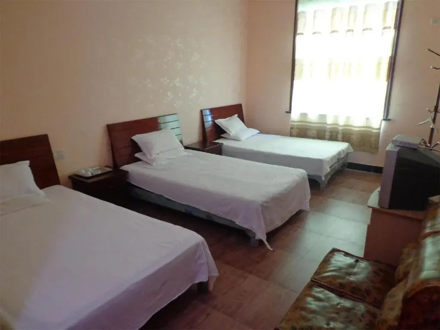 The Five Cereals Inn