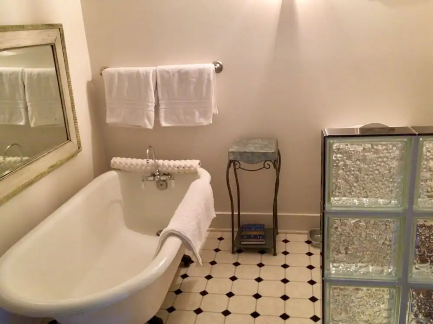 The Villa Bed & Breakfast - Adults Only