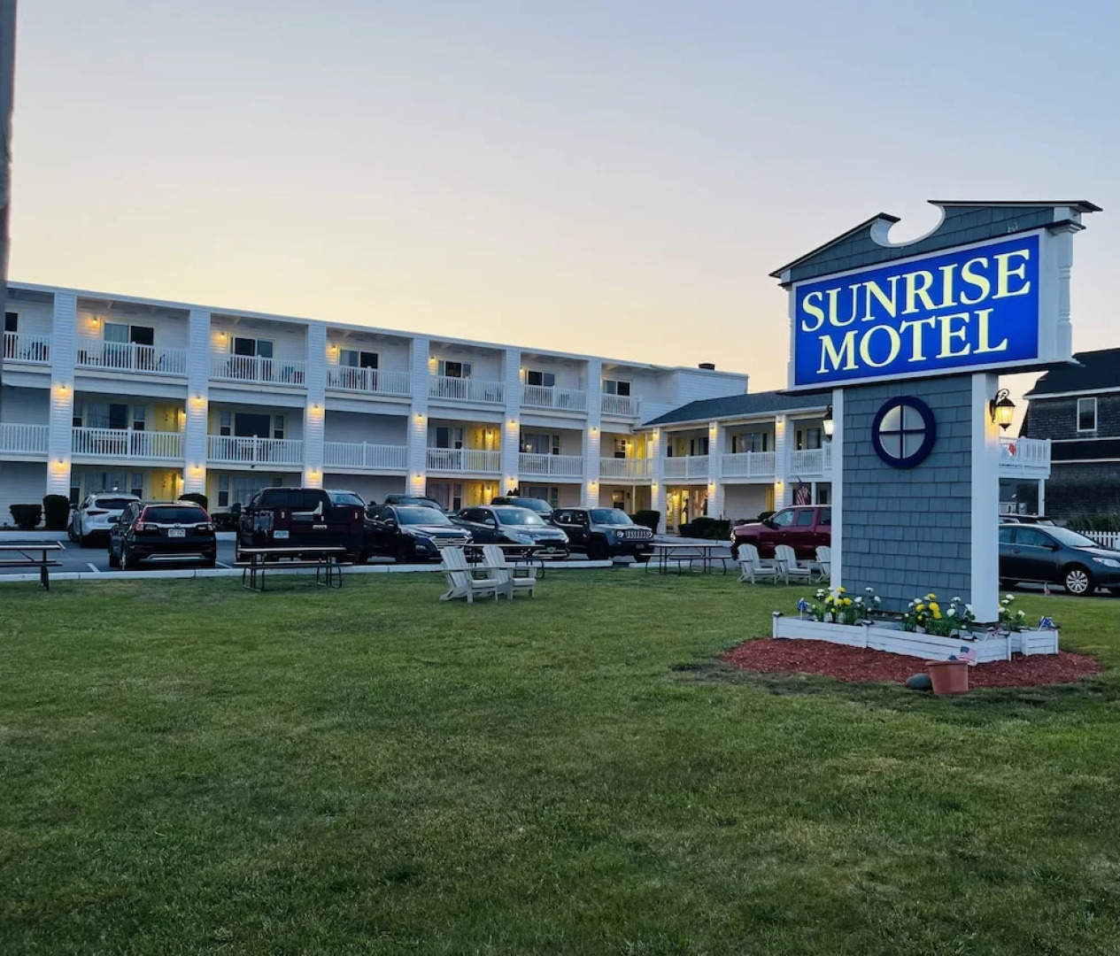 Sunrise Motel
