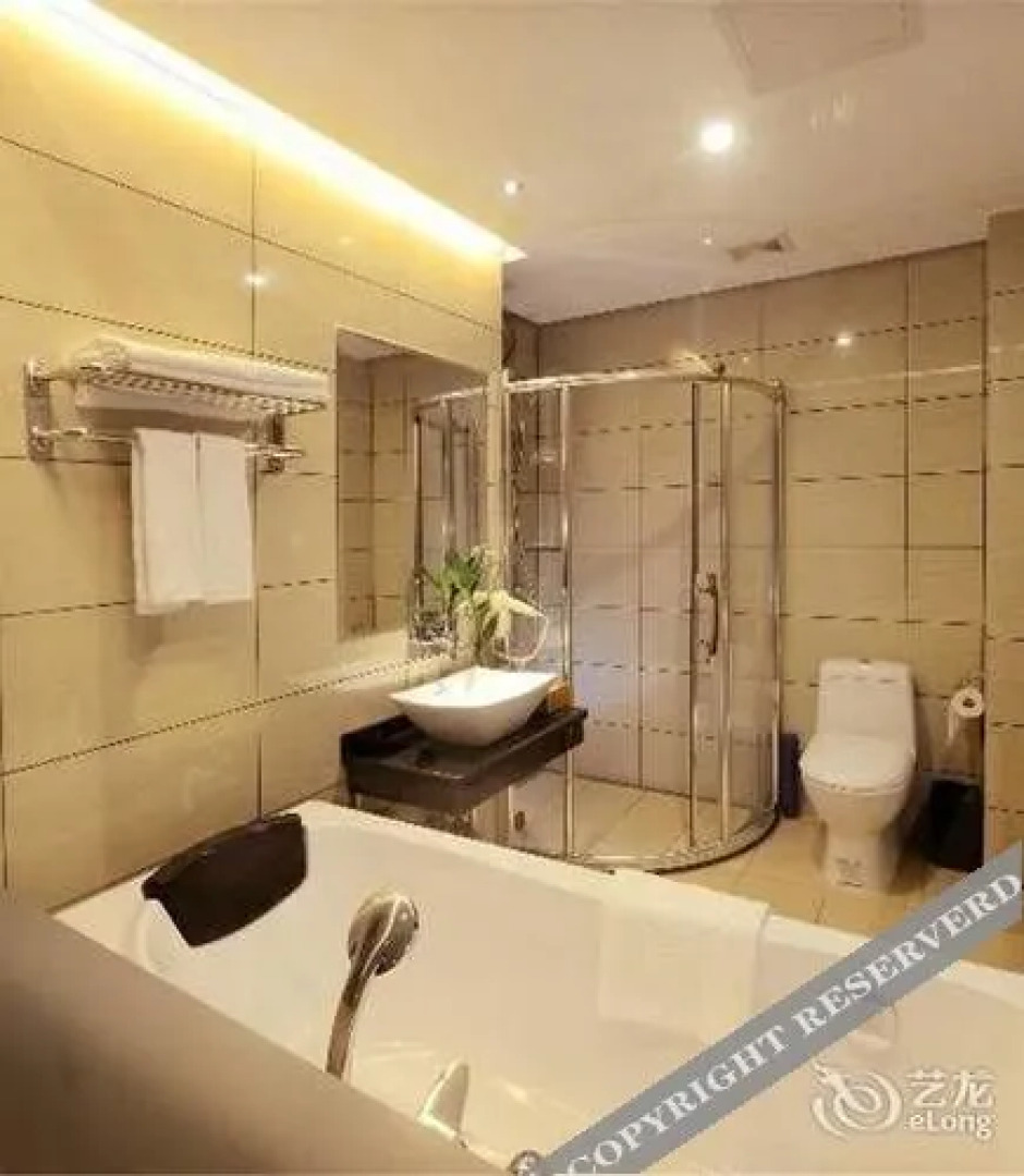 Yangjiang Jiayue Hotel