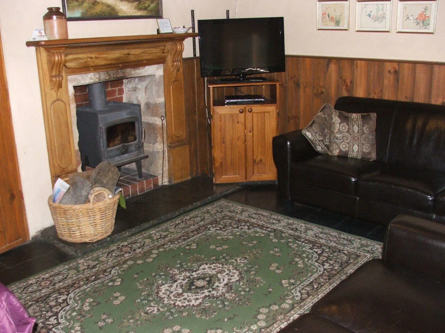 Mintaro Hideaway