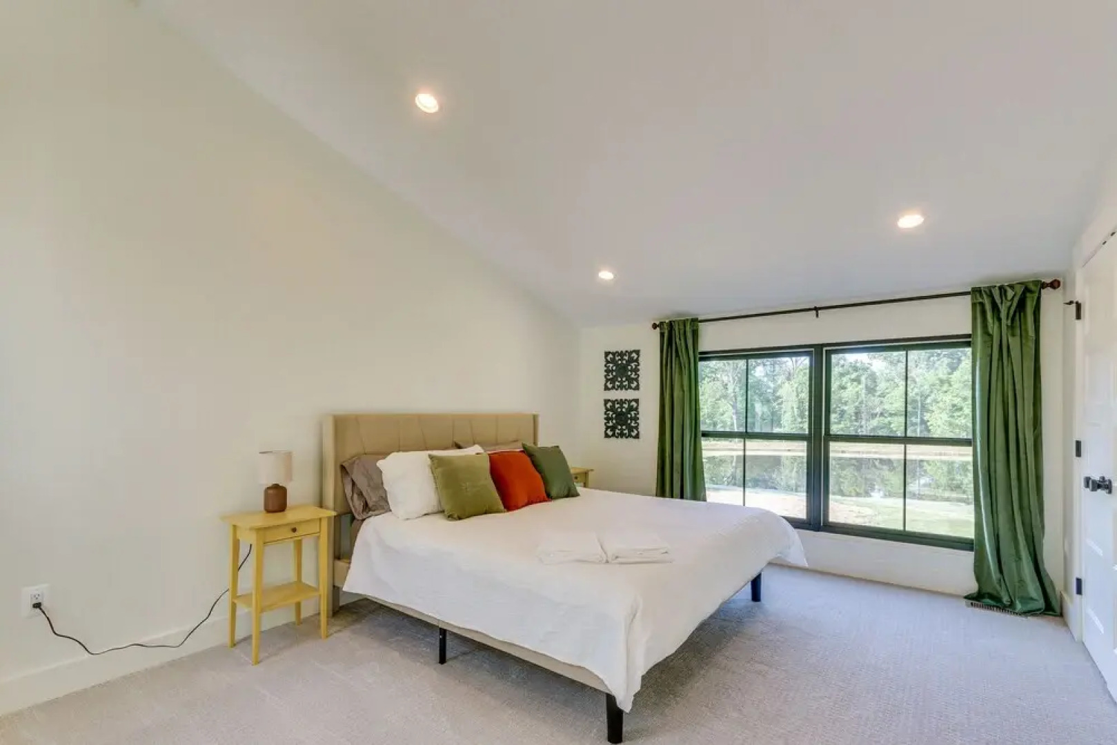 Bright Bluemont Home w/ On-site Pond & Mtn Views!