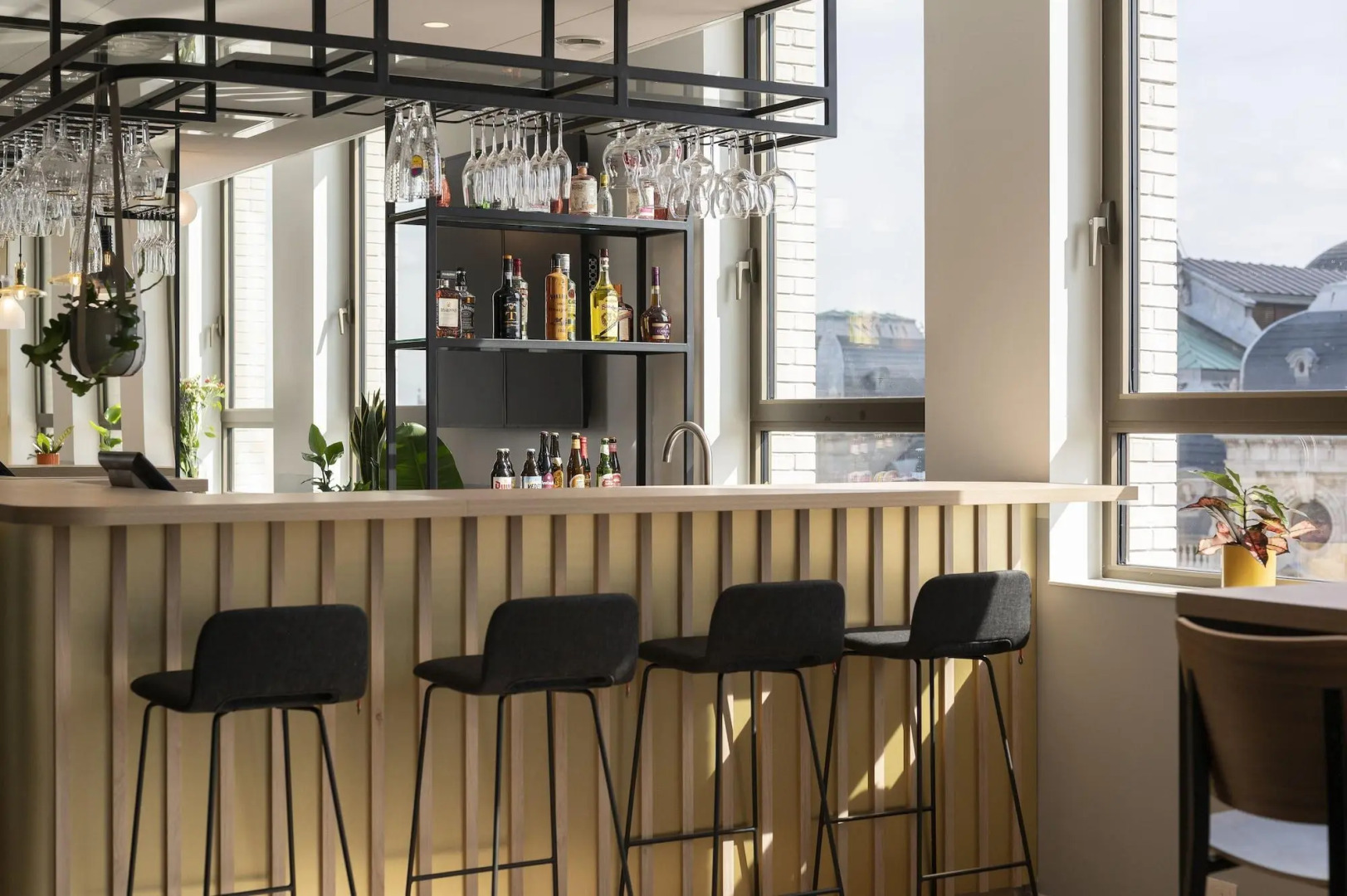 B&B HOTEL Antwerpen Centrum