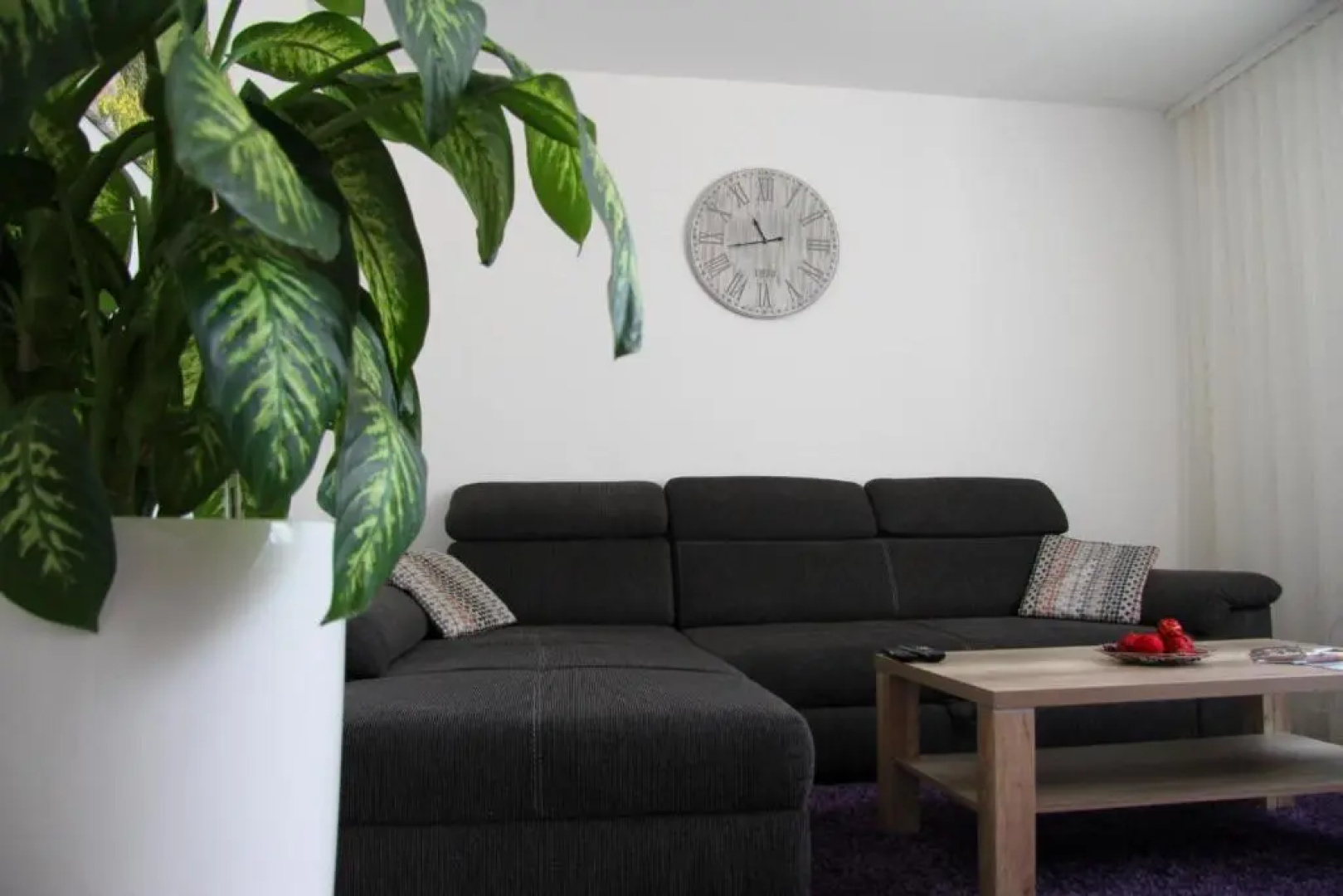 Geräumige 4 Zimmer Wohnung an den Kaiserthermen