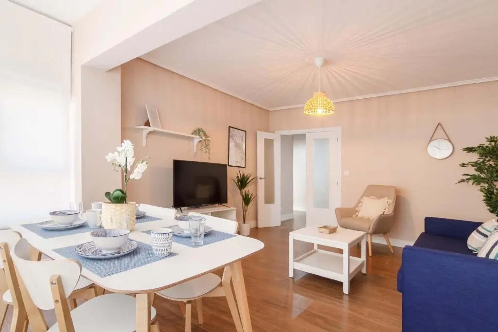 Cómodo y Luminoso a 5 min de la Playa