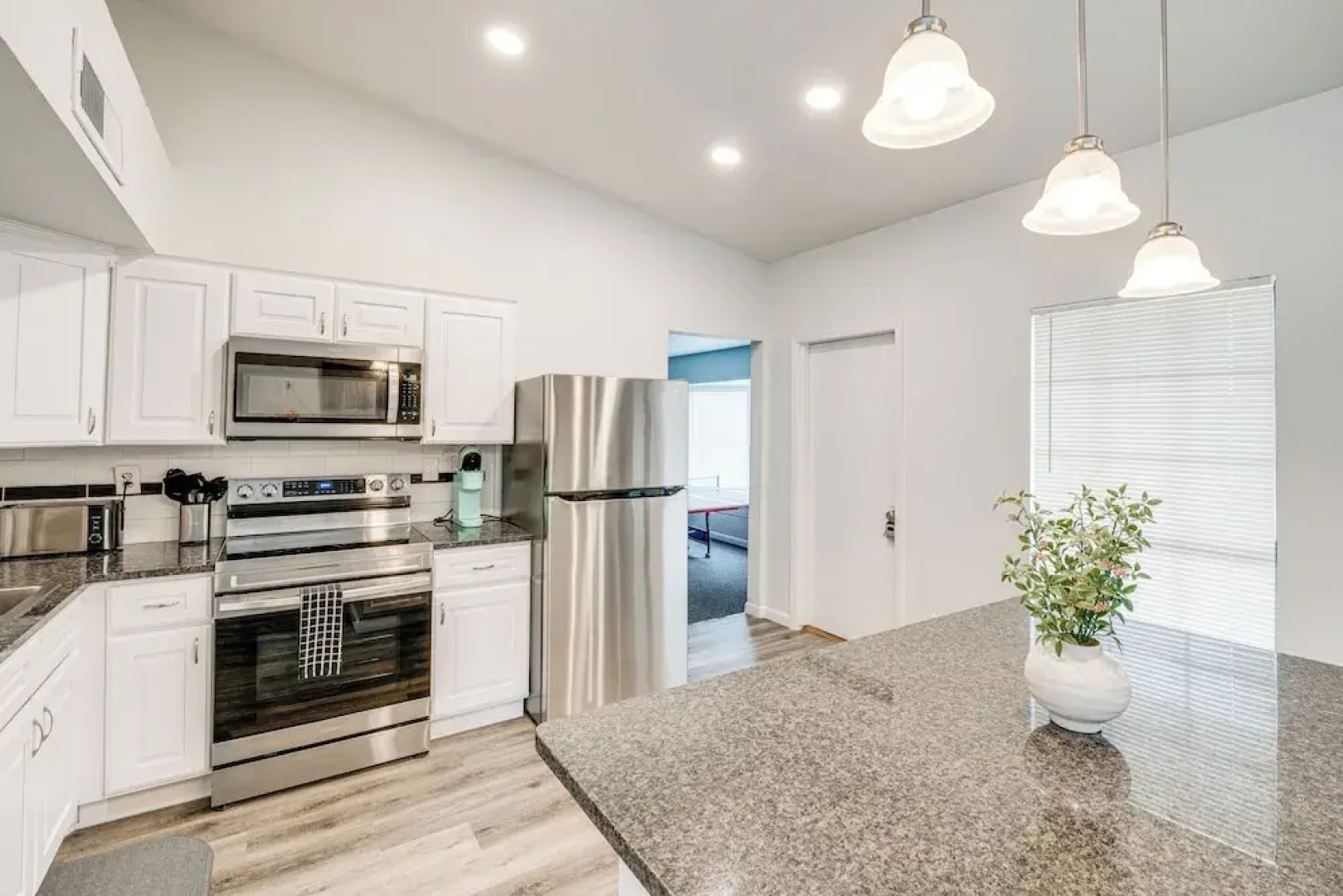 Game Room & Pool: Family Home in The Colony!