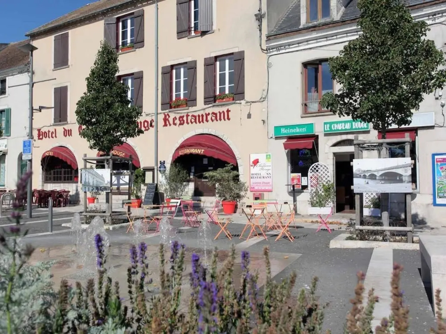 Hotel le Chapeau Rouge