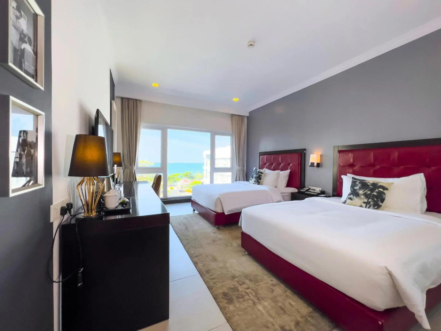 Queenco Hotel & Casino