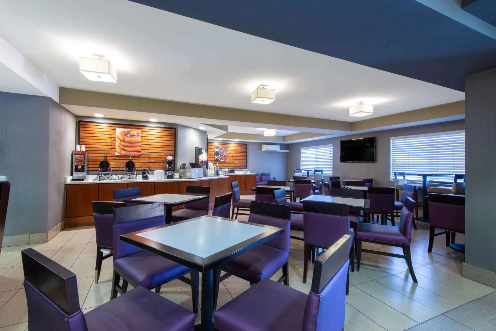 La Quinta Inn & Suites by Wyndham Erie