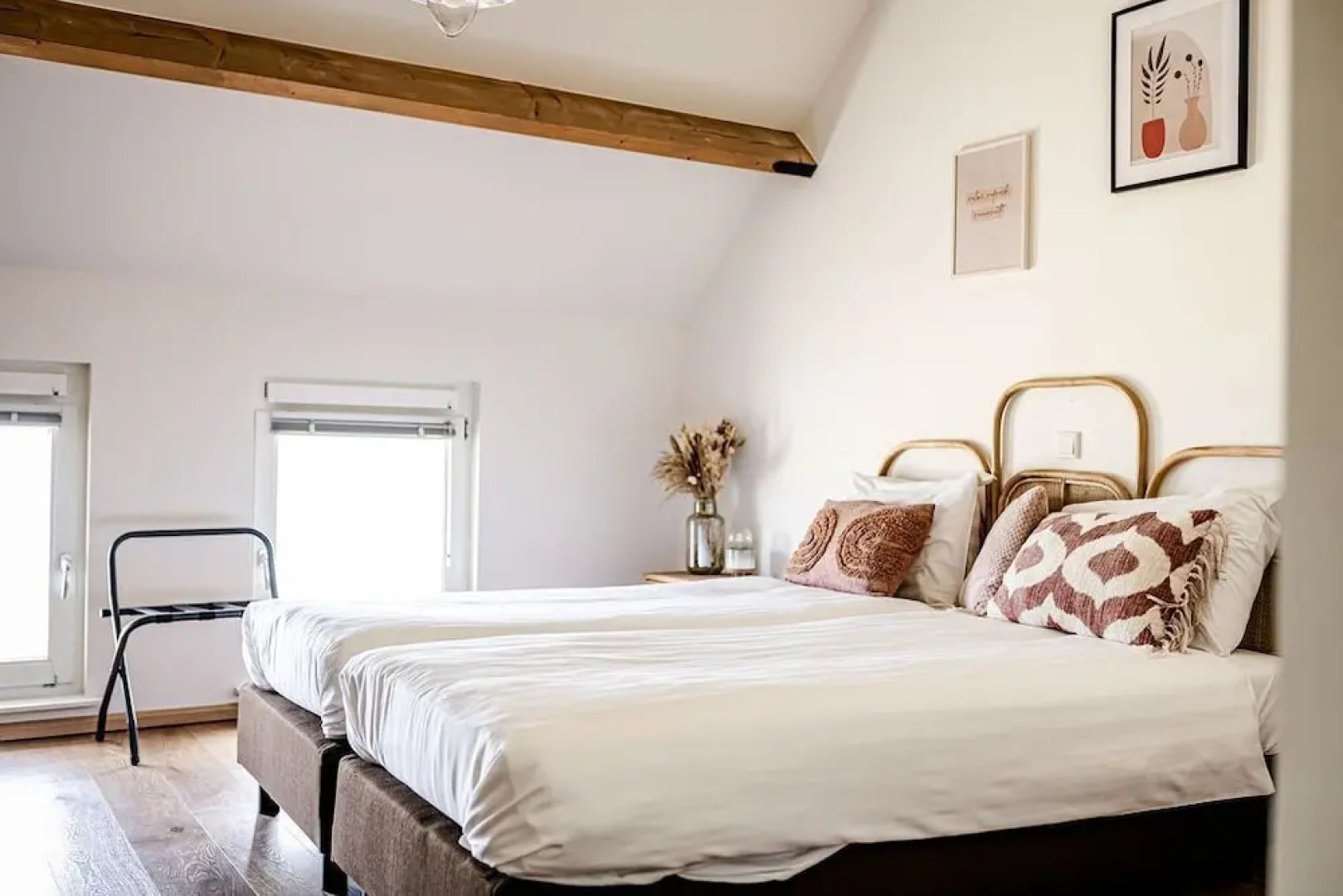 Tiny Parks Cast Away