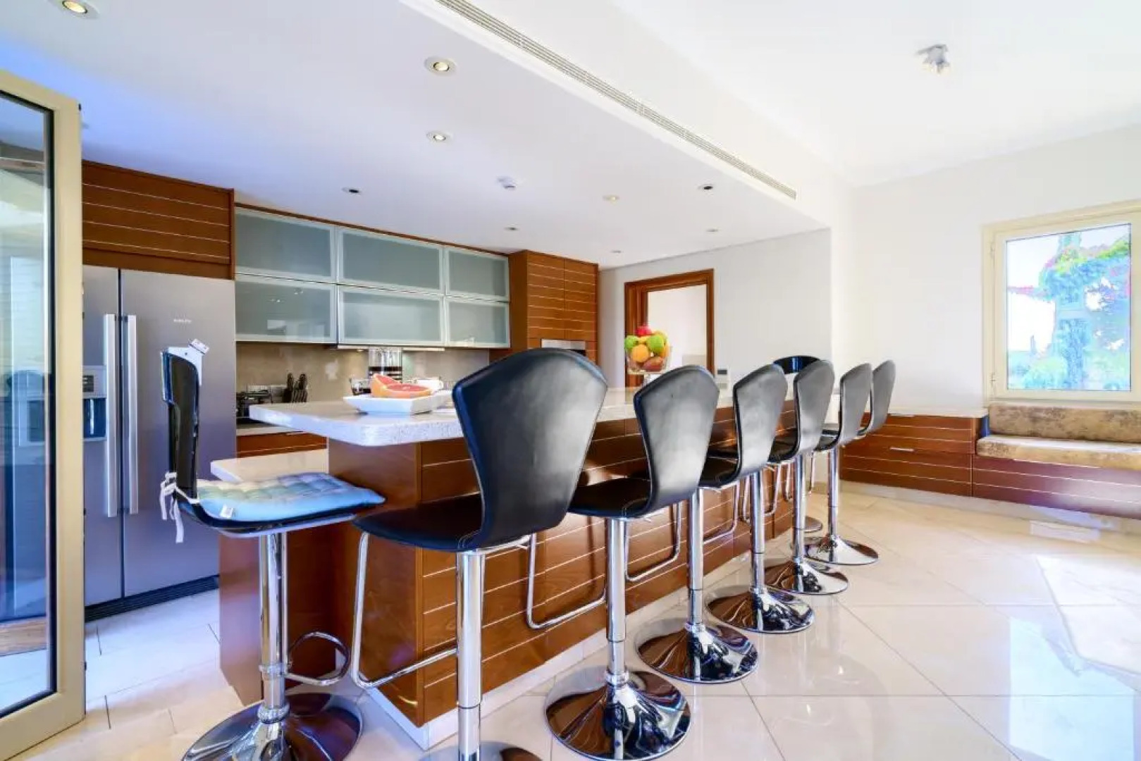 5 bedroom Villa Rio with large private pool and hot tub, Aphrodite Hills Resort