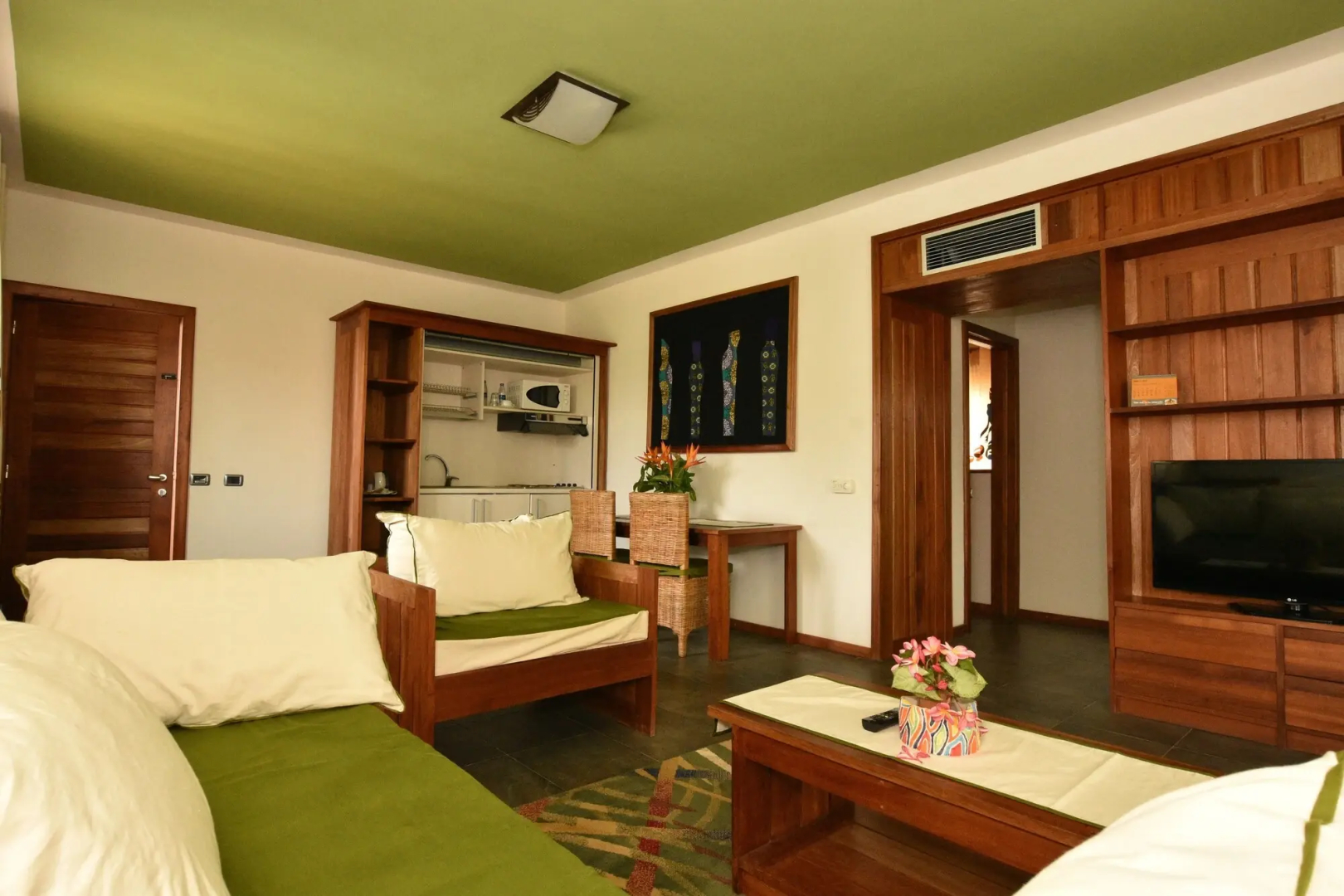 Hotel Club Du Lac Tanganyika