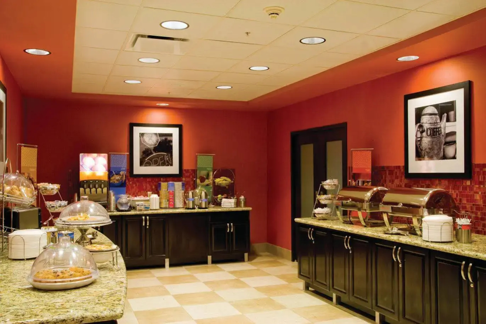 Hampton Inn & Suites Phoenix Chandler-Fashion Center AZ