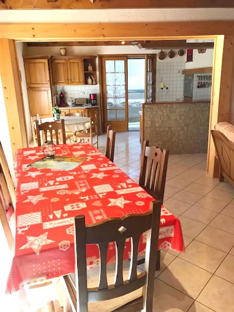 Chalet With 4 Bedrooms in Mont-saxonnex, With Wonderful Mountain View, Furnished Garden and Wifi - 17 km From the Slopes