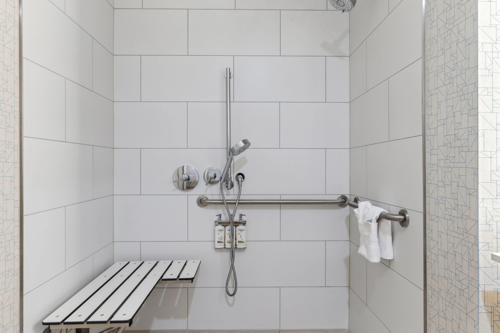 Holiday Inn Express & Suites Mountain View Silicon Valley by IHG