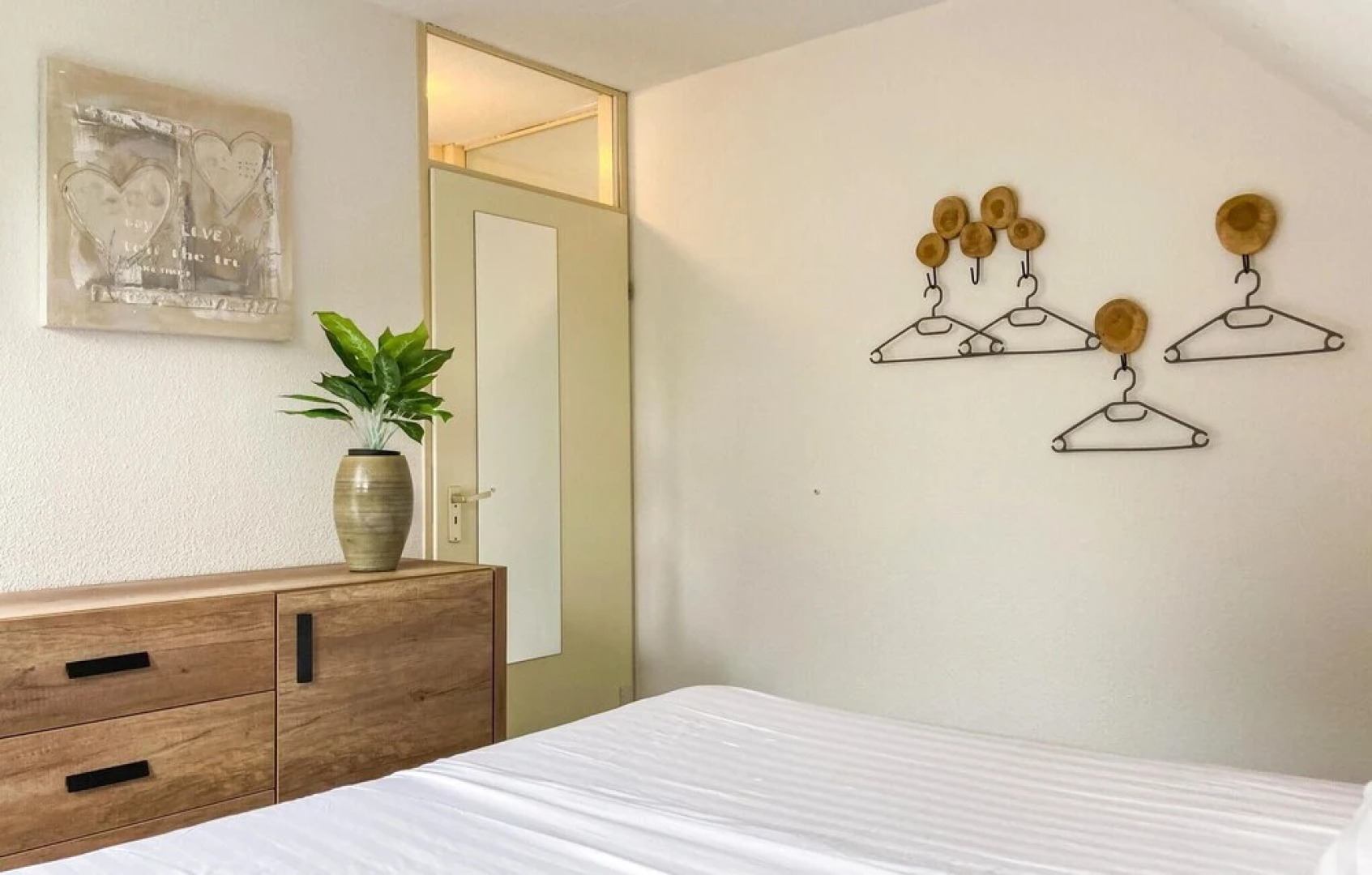 Stunning Home in Vlagtwedde With Indoor Swimming Pool, Wifi and 3 Bedrooms