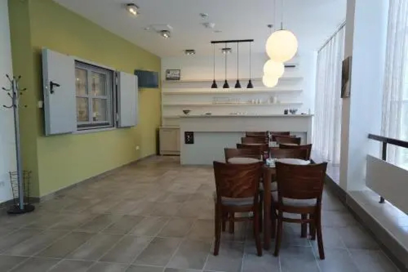 Bed & Breakfast Grad