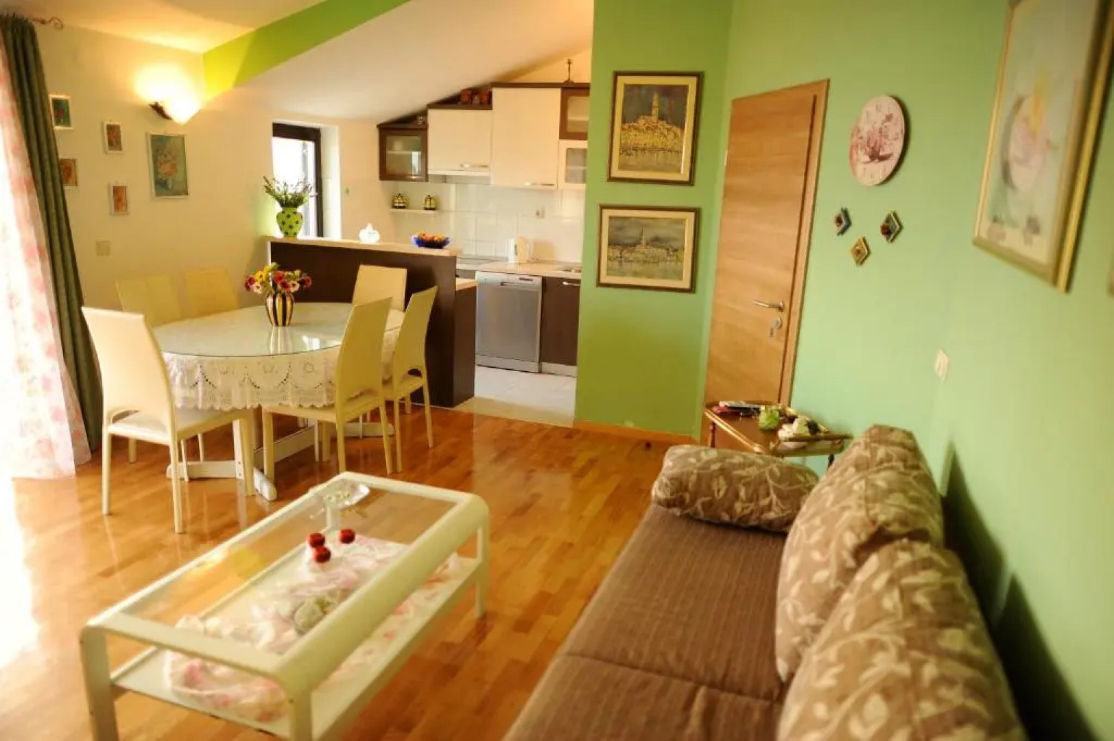 Apartments&Rooms Jelavić