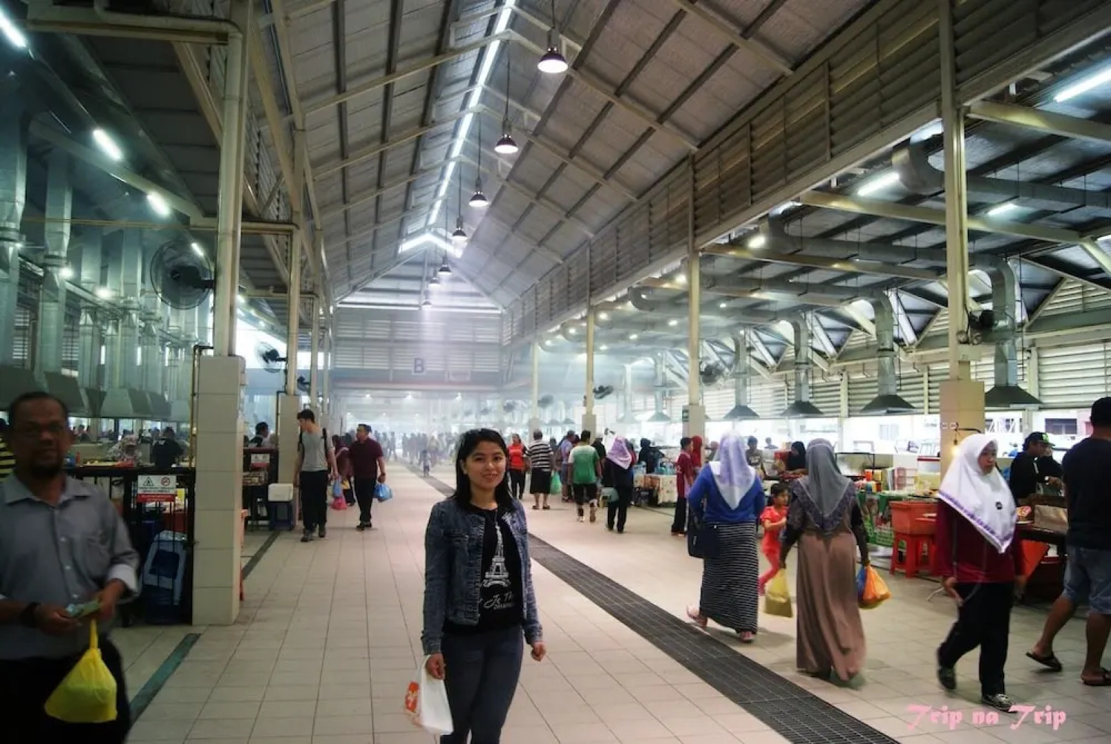 Rimbun Suites & Residences